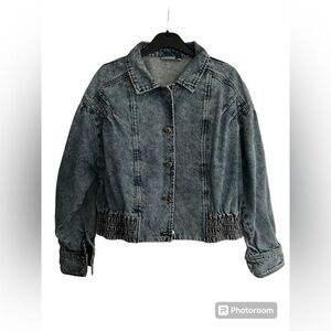 SO acid washed cropped jean jacket size Large blue
